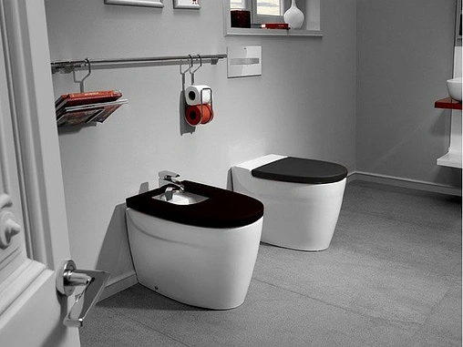 Крышка-сиденье для унитаза с микролифтом Roca Khroma черный 801652F7T Крышка-сиденье для унитаза с микролифтом Roca Khroma черный 801652F7T