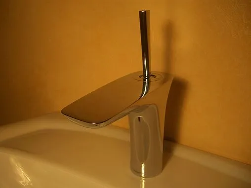 Смеситель для раковины Hansgrohe PuraVida 110 хром 15070000