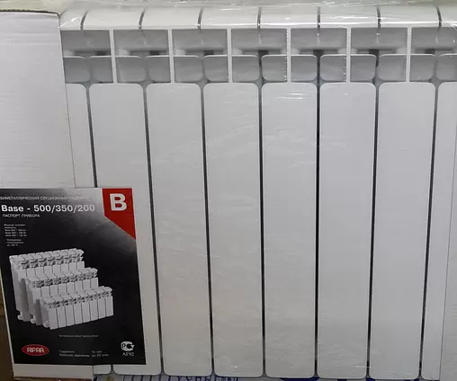 Радиатор биметаллический 14 секции Rifar Base 350 RB35014 Радиатор биметаллический 14 секции Rifar Base 350 RB35014