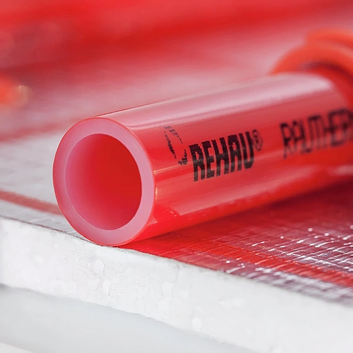 Труба сшитый полиэтилен Rehau Rautherm S 25 x 2.3 мм PE-Xa EVAL бухта 120м 11367701120