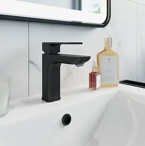 Смеситель для раковины IDDIS Slide чёрный матовый SLIBL00i01 Смеситель для раковины IDDIS Slide чёрный матовый SLIBL00i01, 3