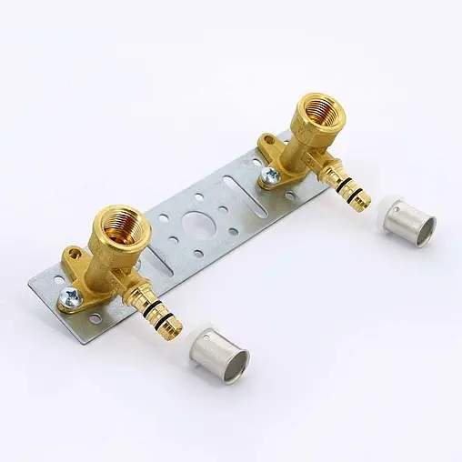 Монтажная планка с водорозетками пресс 16мм x ½"в Uni-fitt 712G6200 Монтажная планка с водорозетками пресс 16мм x ½"в Uni-fitt 712G6200