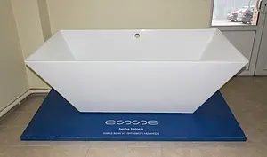 Ванна отдельностоящая из искусственного камня Esse Madagascar 175x80 белый EMAD1720 Ванна отдельностоящая из искусственного камня Esse Madagascar 175x80 белый EMAD1720, 5