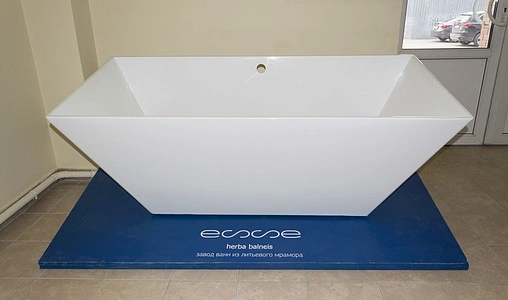 Ванна отдельностоящая из искусственного камня Esse Madagascar 175x80 белый EMAD1720