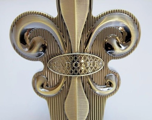 Ванна акриловая отдельностоящая Radomir Леонесса 175х80 на ножках "лилия" бронза/перламутр 1-01-4-0-9-138П Ванна акриловая отдельностоящая Radomir Леонесса 175х80 на ножках "лилия" бронза/перламутр 1-01-4-0-9-138П