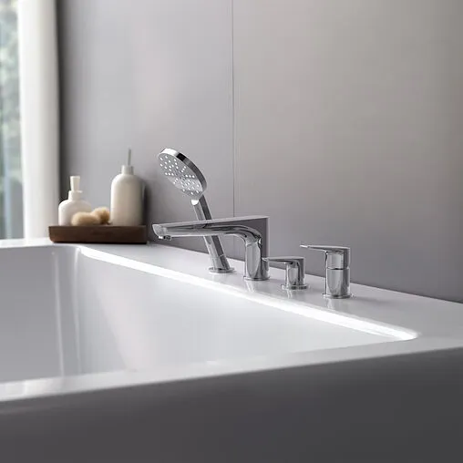 Смеситель на борт ванны на 4 отверстия Aquatek Бетта хром AQ1148CR