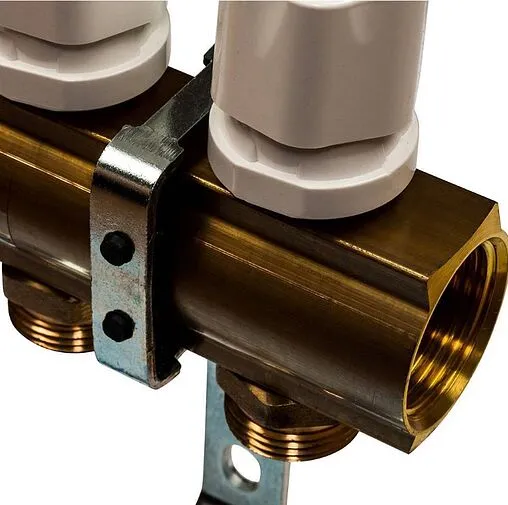 Группа коллекторная без расходомеров 4 отвода 1&quot;в/в x ¾&quot;ек Luxor CD 468/4 15552704