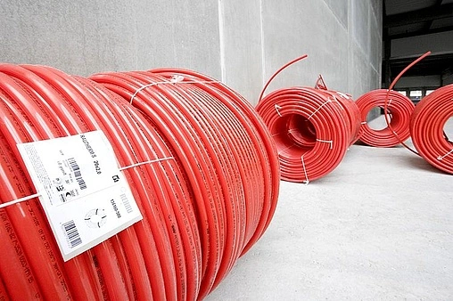 Труба сшитый полиэтилен Rehau Rautherm S 17 x 2.0 мм PE-Xa EVAL бухта 120м 11361401120