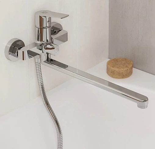 Смеситель для ванны с длинным изливом Milardo Helic хром HELSB02M10