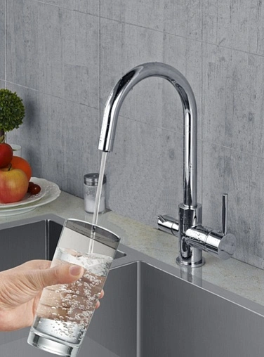 Смеситель для кухни с подключением к фильтру Rossinka хром Z35-28