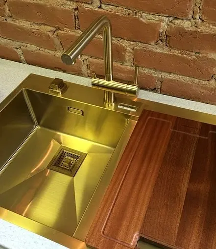 Разделочная доска Omoikiri CB-01-WOOD венге 4999005