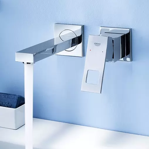 Смеситель для раковины из стены Grohe Eurocube хром 23447000