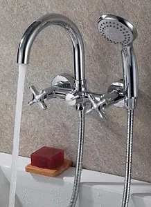 Смеситель для ванны Rossinka хром RS39-83 Смеситель для ванны Rossinka хром RS39-83, 3