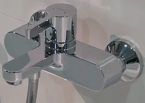 Смеситель для ванны Hansgrohe Metris S хром 31460000 Смеситель для ванны Hansgrohe Metris S хром 31460000, 4