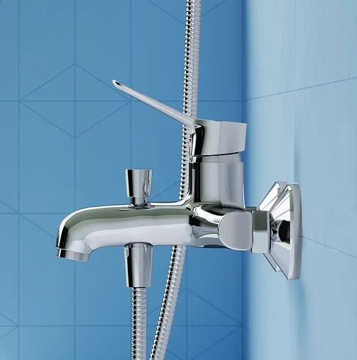 Смеситель для ванны Dorff Optima хром D2010000 Смеситель для ванны Dorff Optima хром D2010000