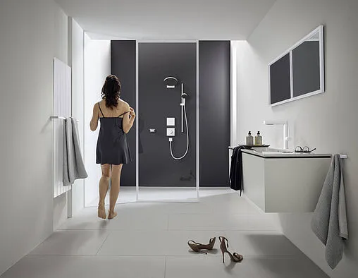 Лейка верхнего душа с настенным креплением Hansgrohe Pulsify 260 2jet хром 24150000