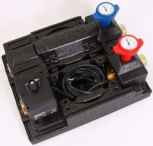 Насосный модуль с 3-х ходовым смесительным клапаном и сервоприводом 1½&quot;н х 1&quot;в WATTS HKM25 10026451 без насоса