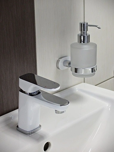 Смеситель для раковины Rav Slezak Yukon белый/хром YU127.5KCB