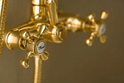 Душевая система со смесителем для душа Bossini Retro золото L01526.021