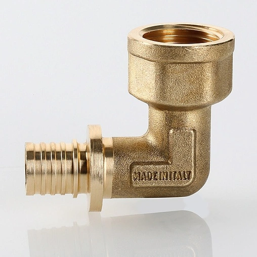 Уголок аксиальный переходной 20мм x ½"в Valtec VTm.452.BG.002004