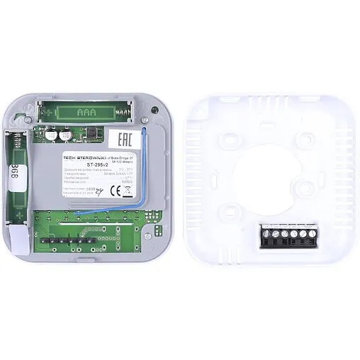 Беспроводной комнатный двухпозиционный регулятор котла TECH ST-295 v2 белый WG.11.0470