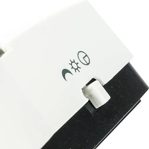 Проводной комнатный терморегулятор НО 230В WATTS WFHT-Basic + белый 10021099