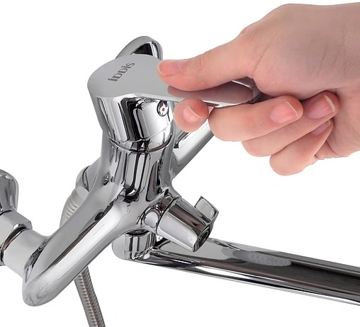 Смеситель для ванны с длинным изливом IDDIS Cuba хром CUBSBL2i10WA