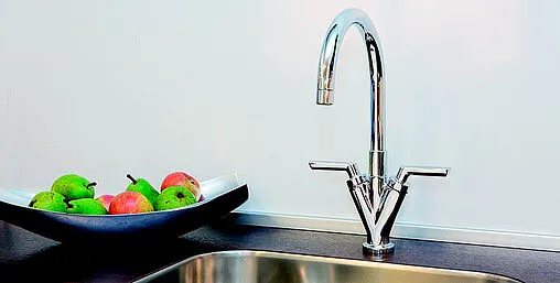 Смеситель для кухни Damixa Venus хром 160470064 Смеситель для кухни Damixa Venus хром 160470064